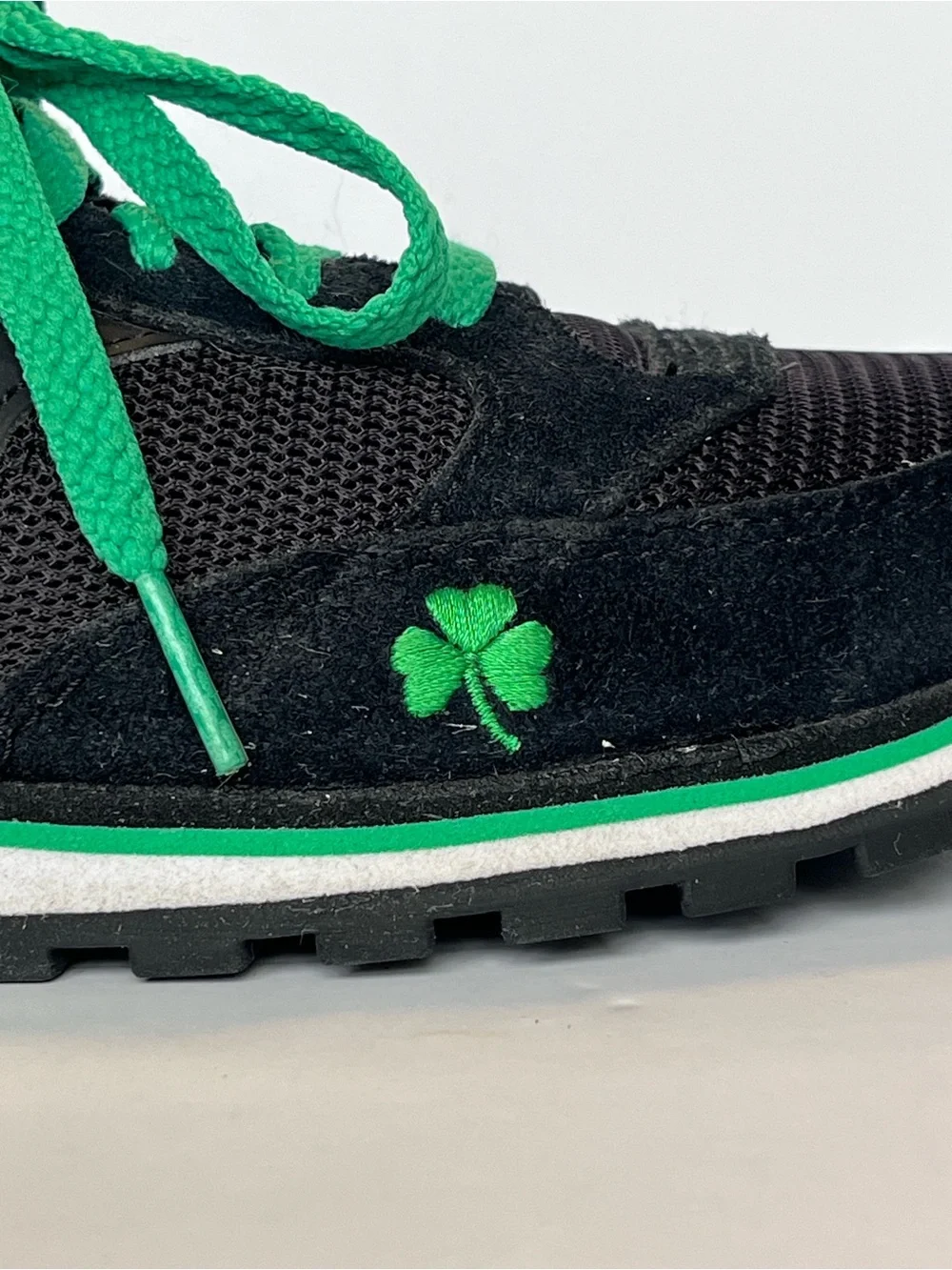 Saucony Jazz Low Pro Shamrock St Patrick’s Day Green Black Men’s 7 Women’s 8.5